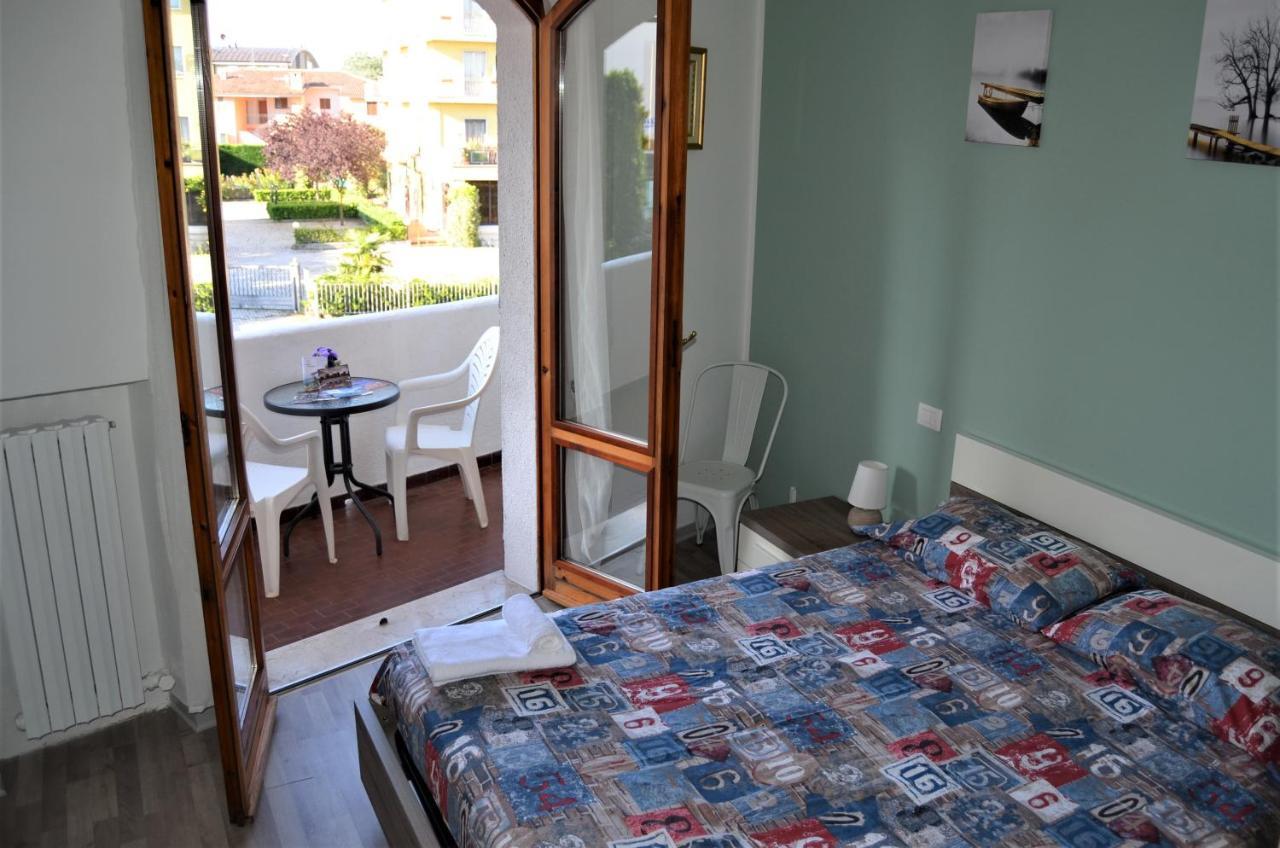 Mattia'S House On Garda Lake ペスキエーラ・デル・ガルダ エクステリア 写真